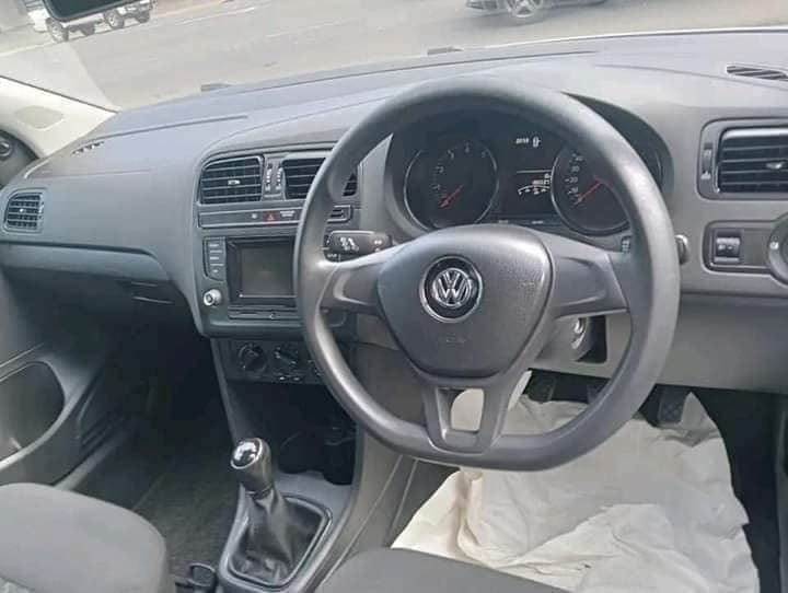 Volkswagen polo hatch